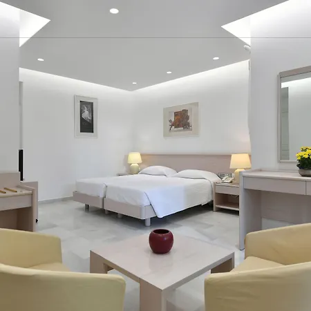 Astir Of 酒店 纳乌萨